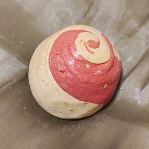 Lush magic of christmas bubble bar